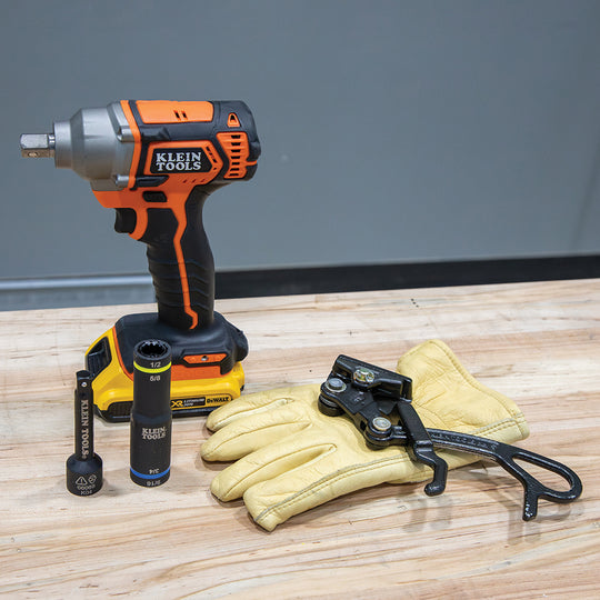 4-In-1 Flip Quad Socket - Image 5